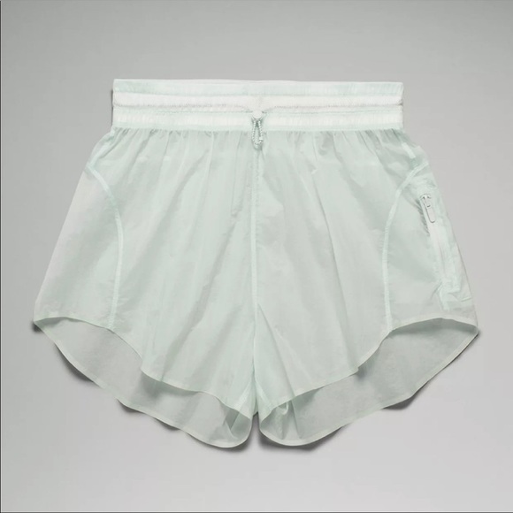 Lululemon Step Out High Rise short in ocean air mint - Picture 3 of 6